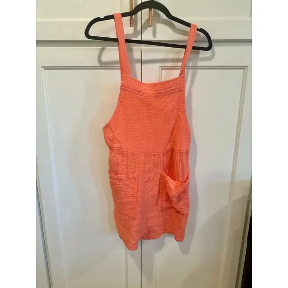New In Brand Orange Jumper/Romper Medium - Picture 1 of 4